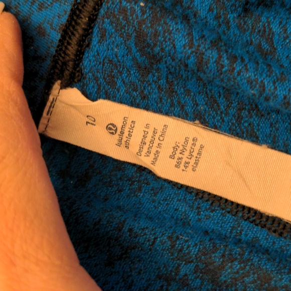 Lululemon leggings. Blue space dye print. Size 10 euc - Picture 5 of 5